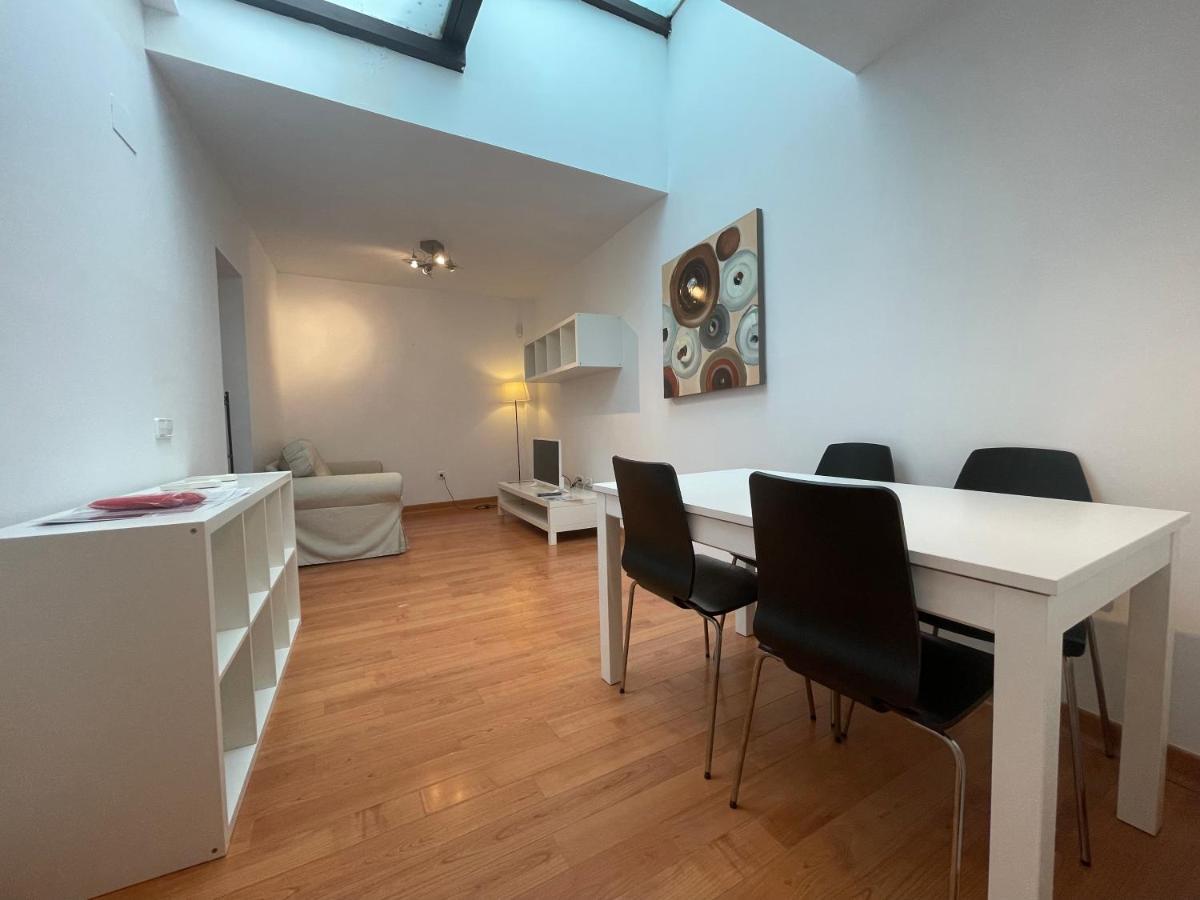 One-Bedroom Apartment,1197954046:JPEG