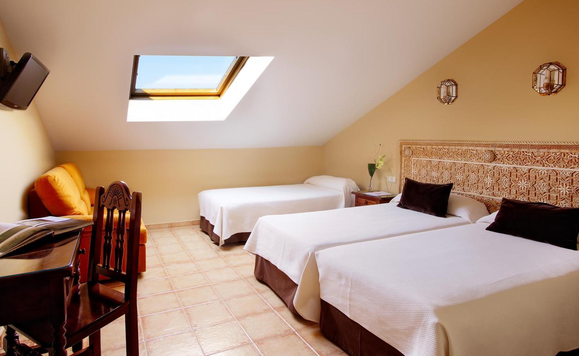 Habitación Triple con cama supletoria