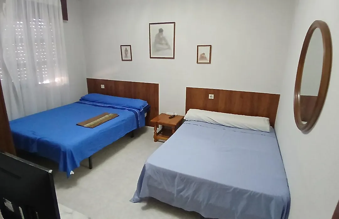 Habitacion Privada Familiar Toledo-1