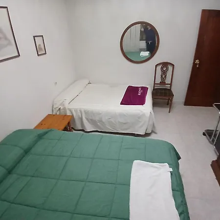 Private Double Room Toledo-2